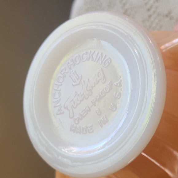 Fire King Peach Lustre Sugar Bowl & Creamer - Picture 3 of 8